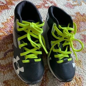 football cleats size 10 T